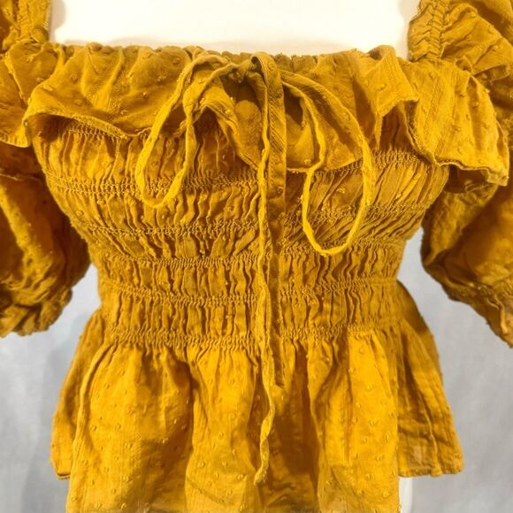 Indigo rising 100% cotton mustard yellow clip dot smocked peplum top size large - Picture 2 of 6